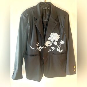 Kotae Black Rose Embroidery Casual Silhouette Suit Jacket